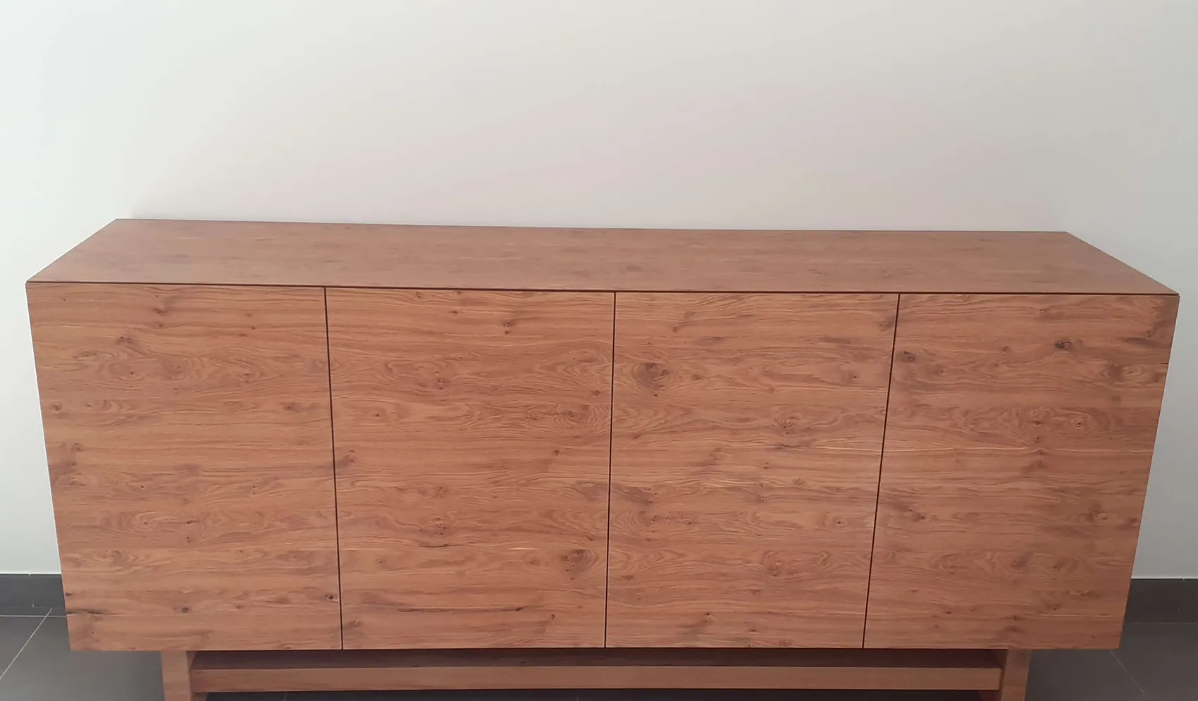 Enfilade Cube en chêne à quatre portes